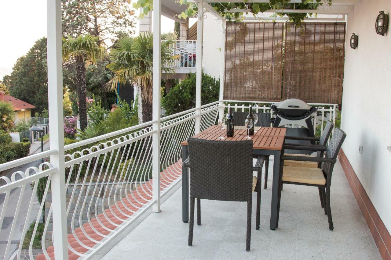 Villa Lili Portorose Esterno foto