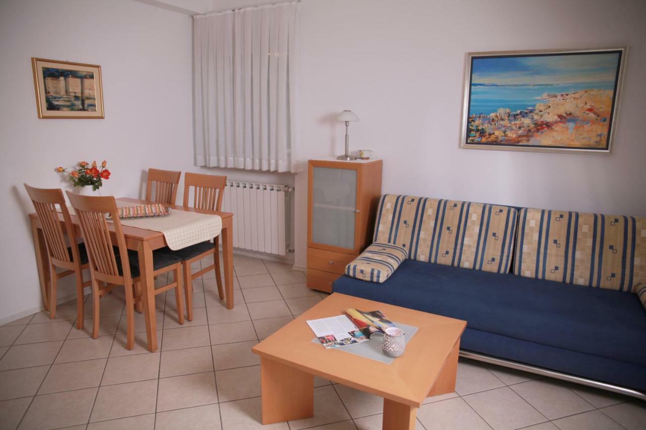 Villa Lili Portorose Esterno foto