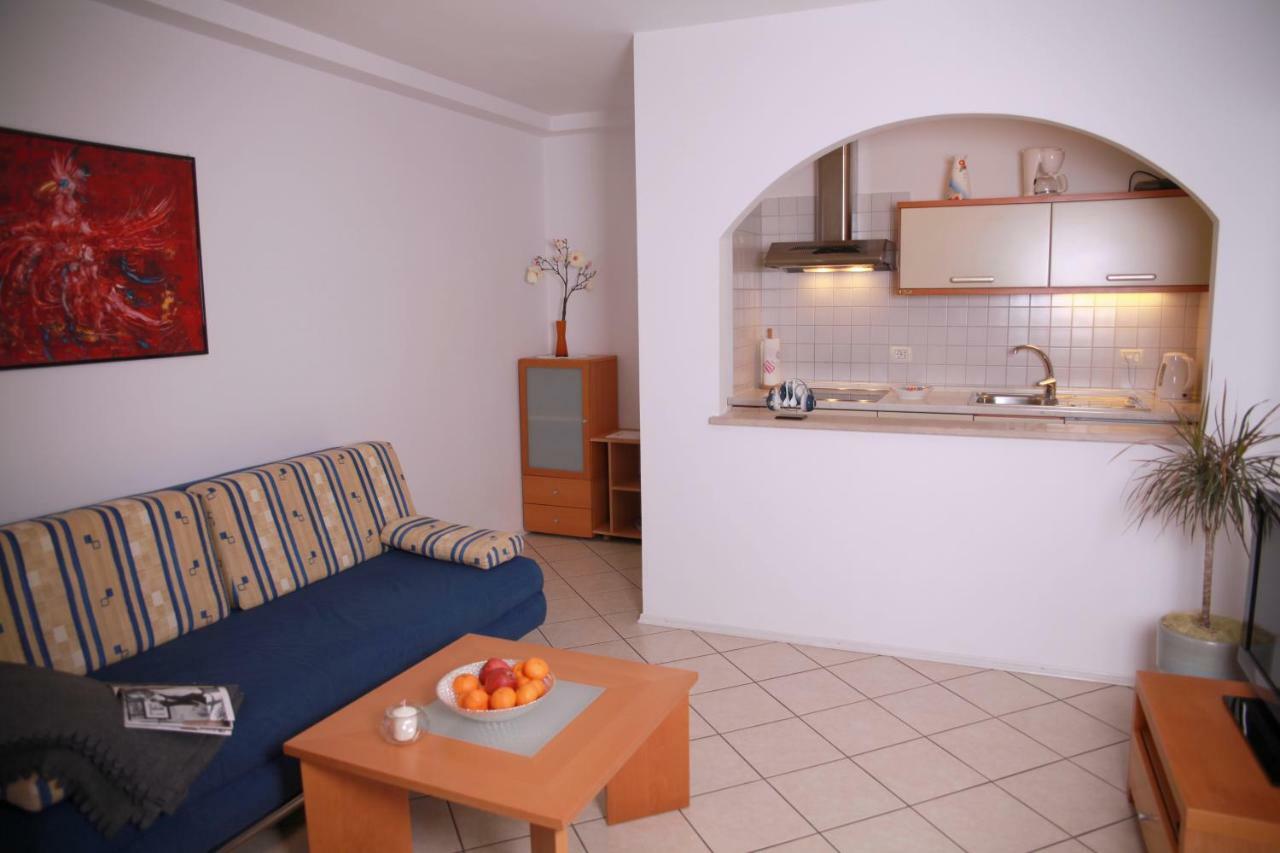 Villa Lili Portorose Esterno foto